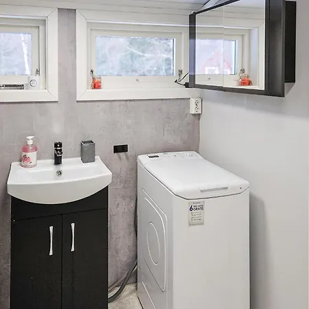 Semesterbostad 3 Bedroom Amazing In